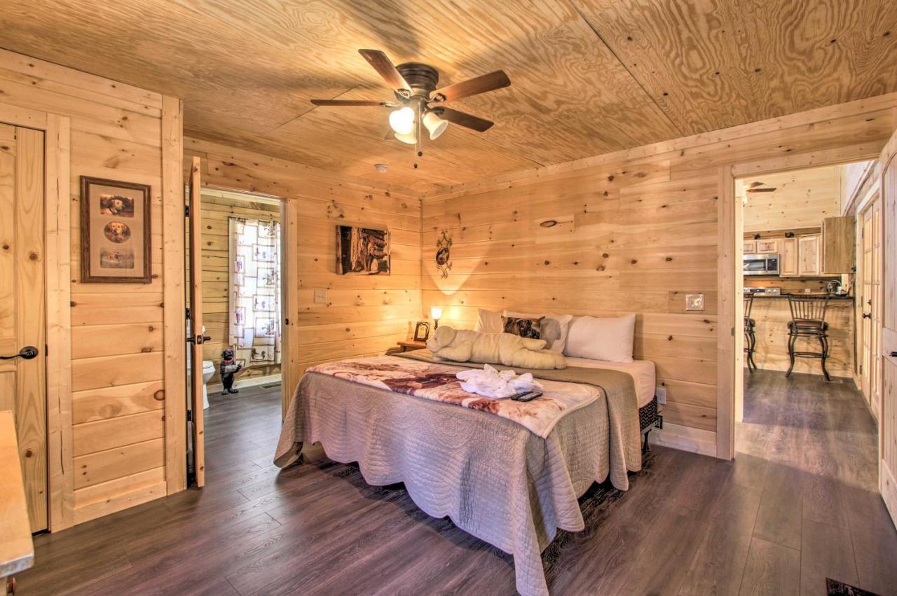 The Phoenix Cabin With Hot Tub In Gatlinburg! Kültér fotó