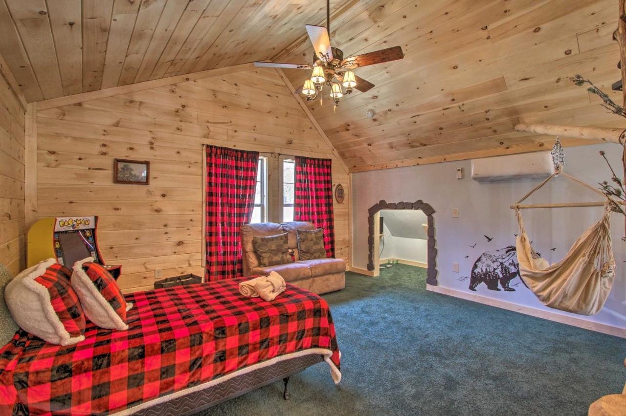 The Phoenix Cabin With Hot Tub In Gatlinburg! Kültér fotó